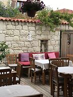 Alacati Cona Otel