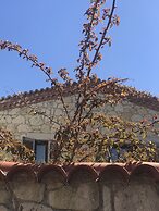 Alacati Cona Otel