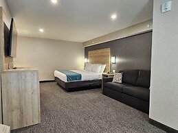 Vittoria Hotel and Suites