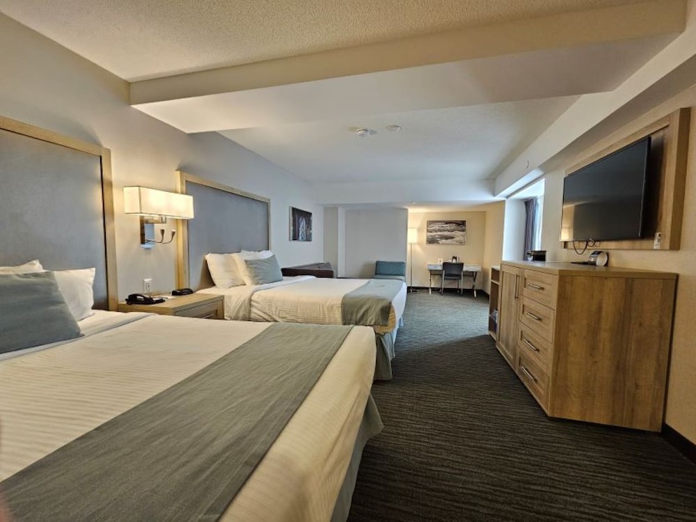 Vittoria Hotel and Suites