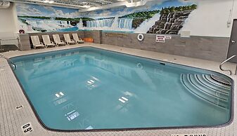 Vittoria Hotel and Suites