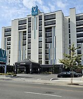 Vittoria Hotel and Suites