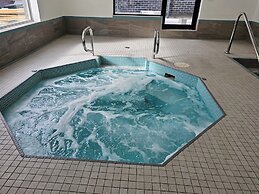Vittoria Hotel and Suites