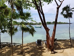 Half Moon Resort