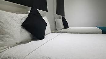 Hotel Dluxe & Suites