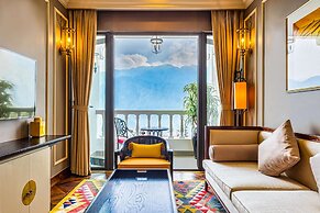 Silk Path Grand Sapa Resort & Spa