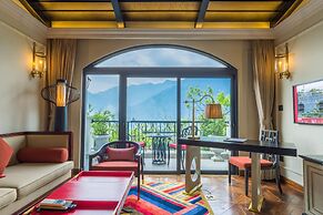 Silk Path Grand Sapa Resort & Spa