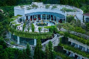 Silk Path Grand Sapa Resort & Spa