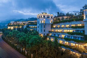 Silk Path Grand Sapa Resort & Spa