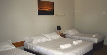 Port Albert Motel