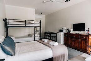 Port Albert Motel