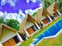 Airport resort