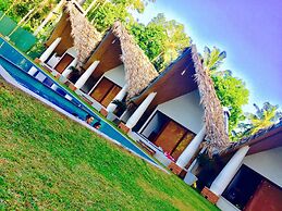 Airport resort