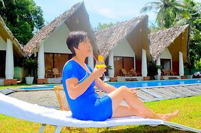 Airport resort