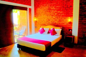 Airport resort