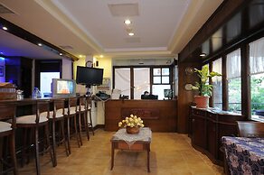 Samoy Hotel