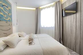 Kalamota Beach House