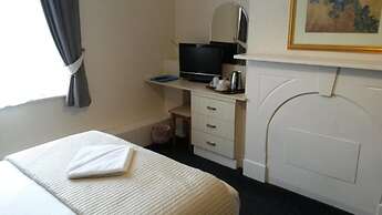 Ashwood Hotel