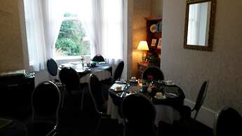 Ashwood Hotel