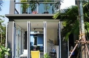 White at Sea Resort