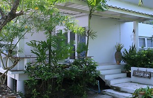 White at Sea Resort