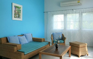 White at Sea Resort