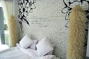 White at Sea Resort