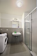 Apollis Business & Budget by Ambiente