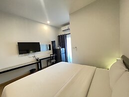 Chonlapruk Lakeside Hotel
