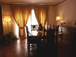 816 B&B