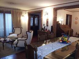 816 B&B