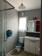 Au Petit Bonheur