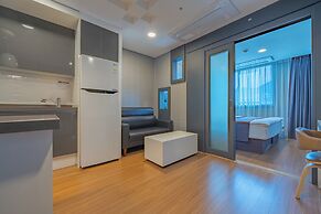 Hotel STAY:ON