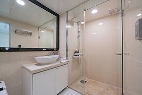 Hotel STAY:ON