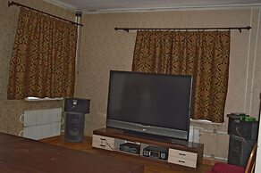 Land Hotel