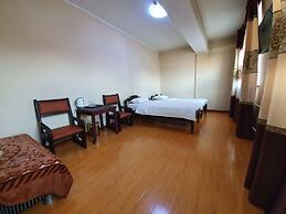 Land Hotel