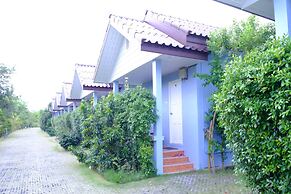 PT House Resort