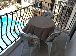 Poppy Apart Hotel