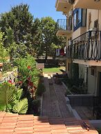 Poppy Apart Hotel