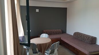 Poppy Apart Hotel