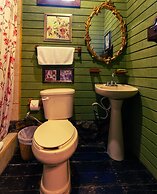 Fernabella's Lodge