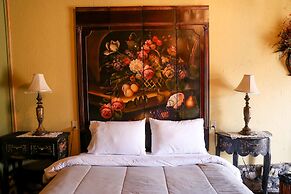 Fernabella's Lodge