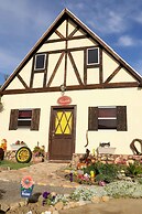 Fernabella's Lodge
