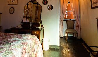 Fernabella's Lodge
