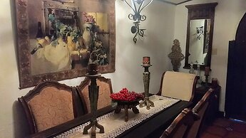 Fernabella's Lodge