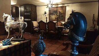 Fernabella's Lodge