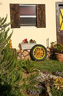 Fernabella's Lodge