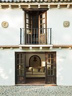 Casa Flor de Mayo