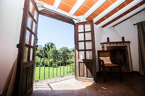 Casa Flor de Mayo