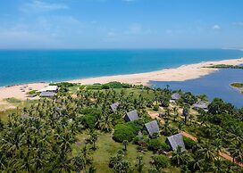 Elements Beach & Nature Resort